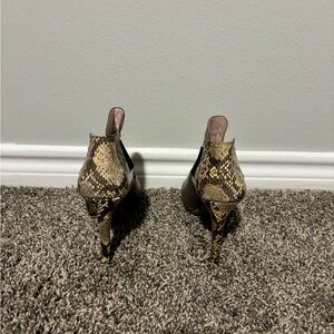 Vince Camuto Snake-Print Pointed Heel Booties - Tan/Black